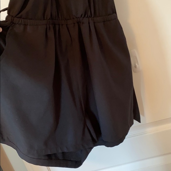 Low back halter romper - Picture 2 of 7